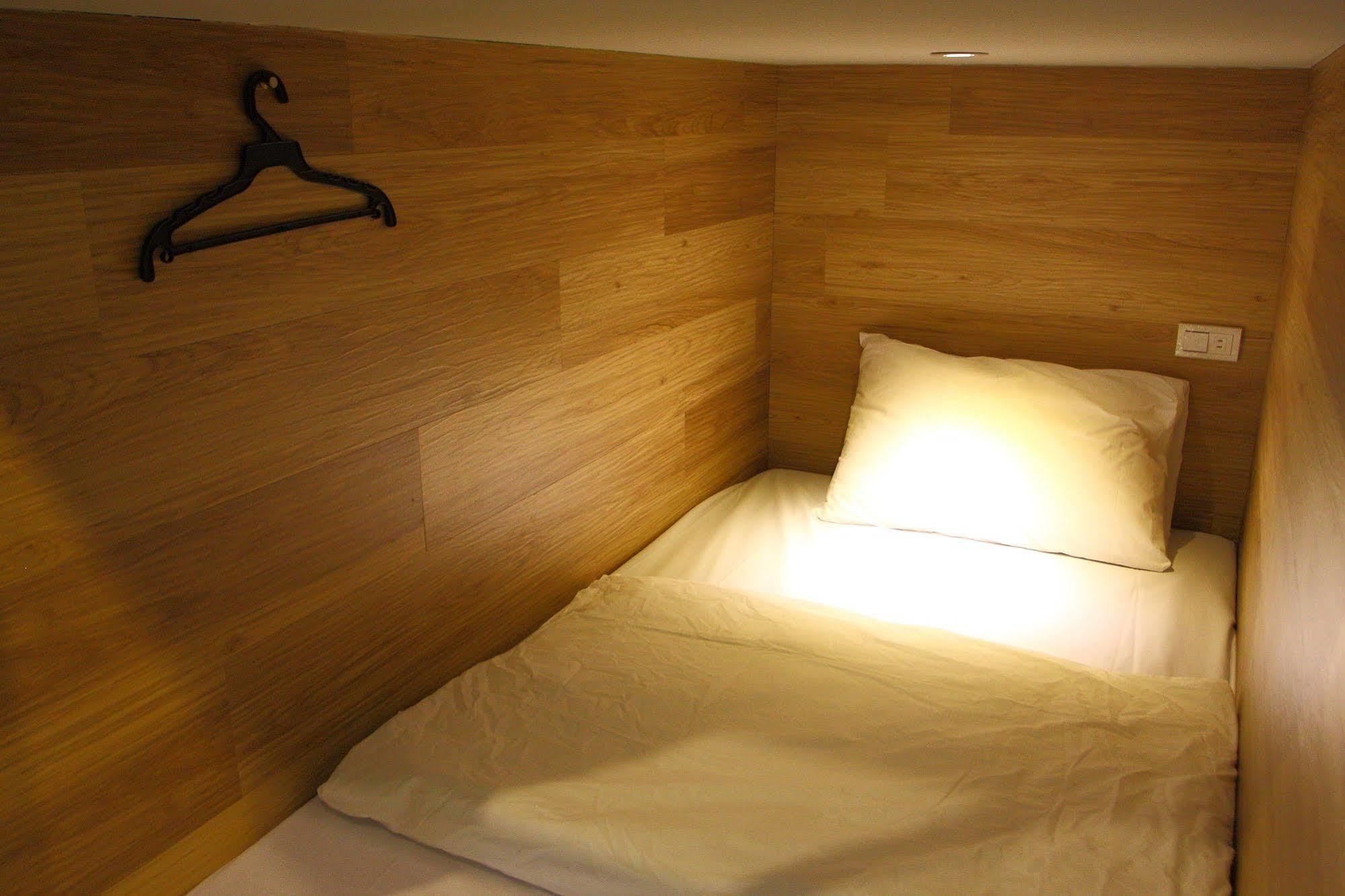 The Packer'S Hostel Taipei Esterno foto